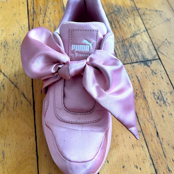 Fenty X Puma bow sneaker - Picture 3 of 6